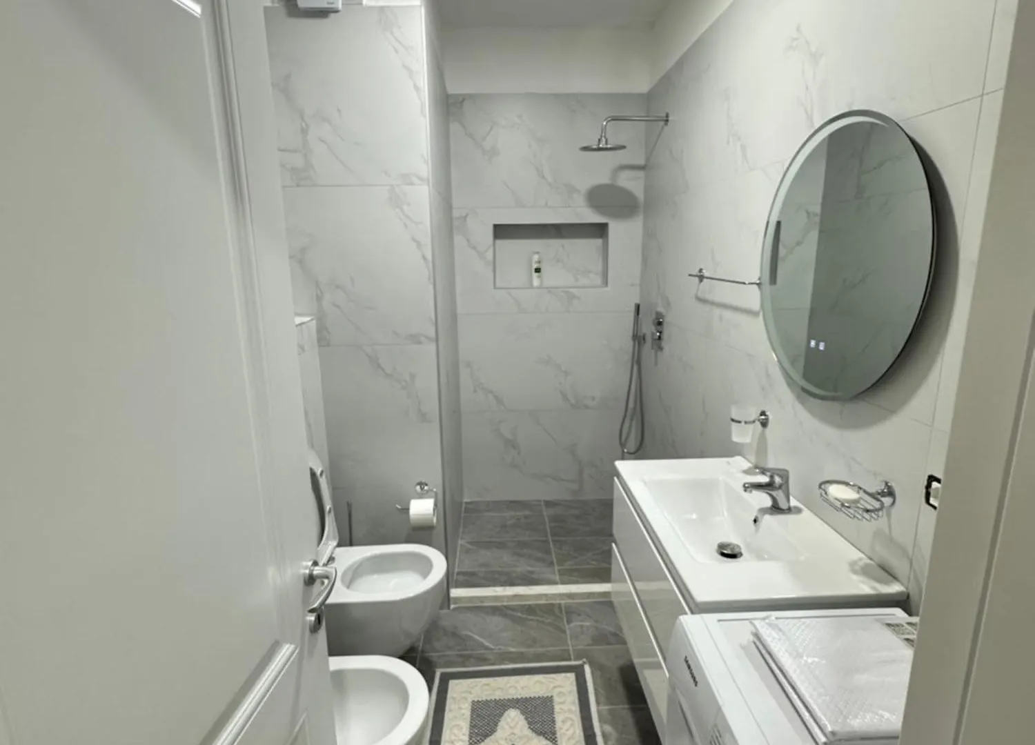 Oba Apartments 地拉那 0*,